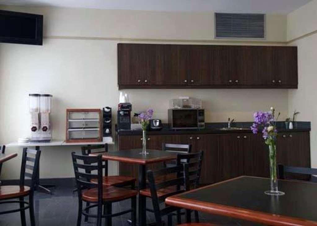 Econo Lodge City Centre Kingston Dış mekan fotoğraf