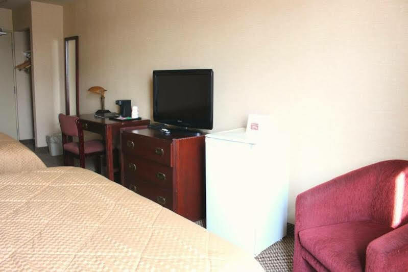 Econo Lodge City Centre Kingston Dış mekan fotoğraf